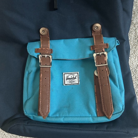 blue and brown herschel backpack Amazon.com | Retreat Backpack, Ashley Crosshatch (Limited Edition), Small - 17L It also features a dedicated 14 Herschel Navy & Tan Backpack